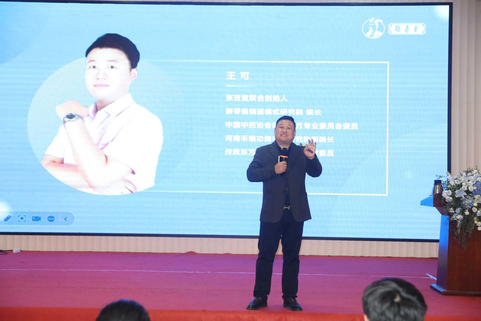 16ace4b6c72612ba2842a201e35b5dfc.jpg A68I4010-opq4231820145.jpg